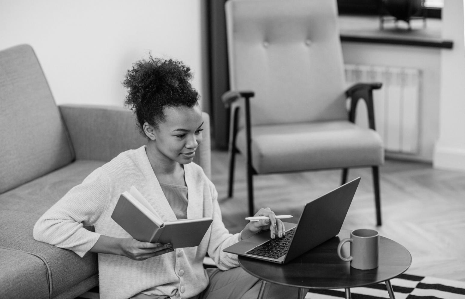 Professionelles Verkaufstraining im modernen Schulungsraum