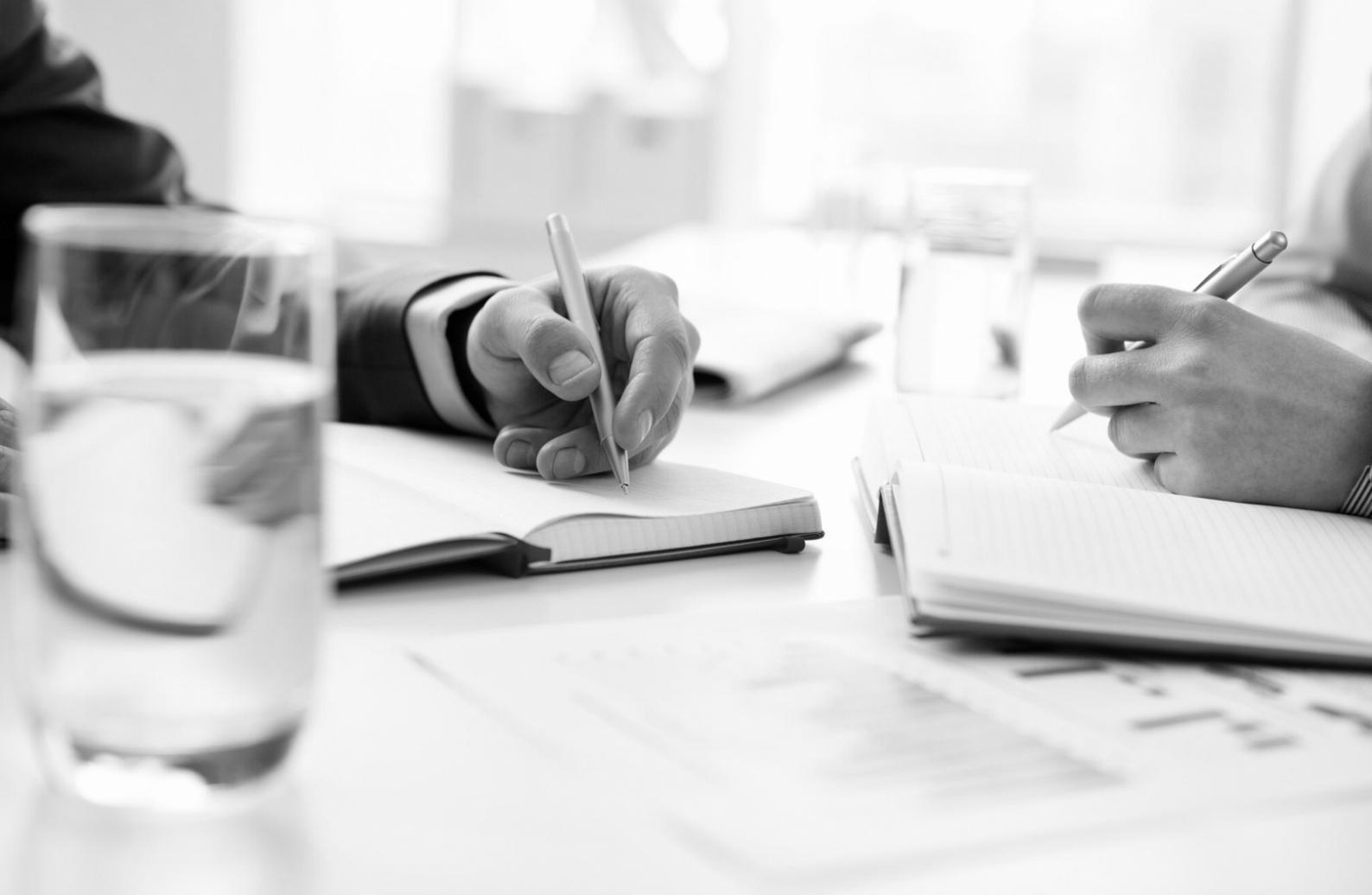 Praktische Verkaufssimulation im Training